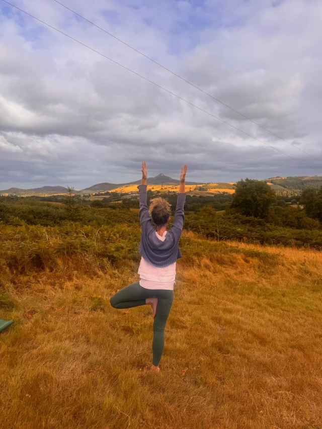 Our Slua Croi Retreat has just begun at Knockree with @awholesomemove .
It’s a beautiful still and warm evening in the Glencree Valley. Our guests are in for a real treat with nourishment for mind, body and soul.Follow us to keep up to date with future events like this . 💚🧘